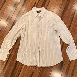 Long sleeve dress shirt, button down